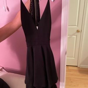 Black dress. Lace in the black!